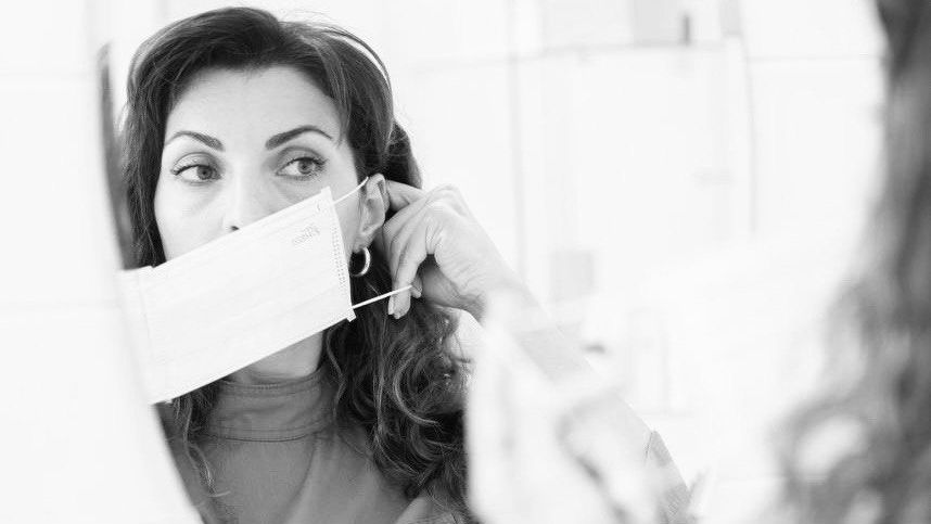 СУХАЯ КОЖА? ЛЕЧИМ — НЕ МАЖЕМ!