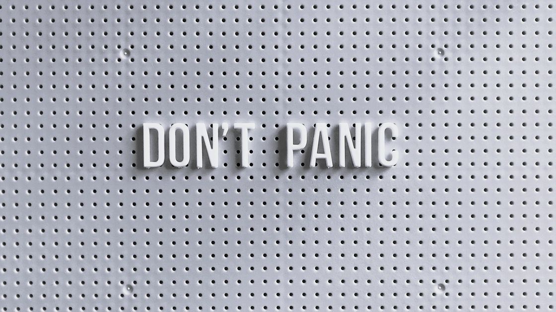 Панические атаки: почему это не «инфаркт» и не «я схожу с ума»